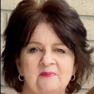 Meet your Posher, Debra